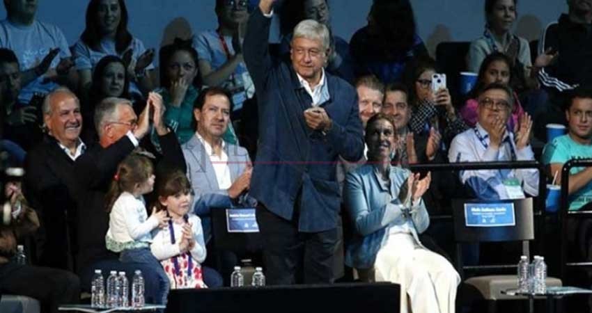 Impulsaremos a la ciencia y a la tecnología: López Obrador