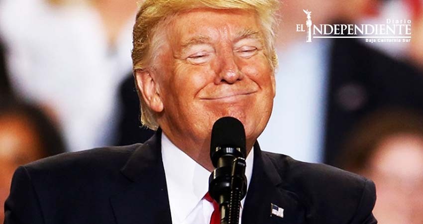 Tras acusaciones de exabogado, Trump niega 'conducta criminal'