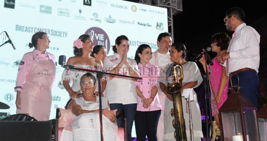 Organizan exclusiva fiesta a favor de Breast Cancer Society