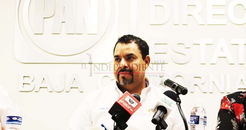 No hay acercamientos del PAN con el PES: Javier Bustos