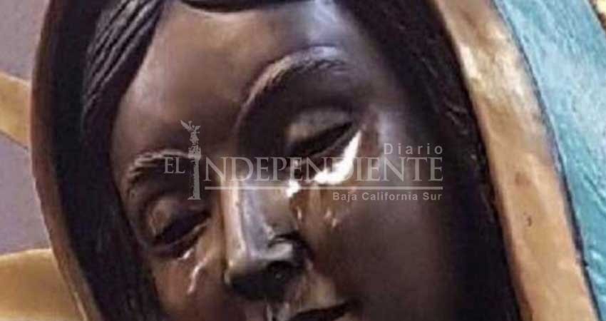 Siguen impactando a fieles 'lágrimas' en rostro de Virgen en Hobbs