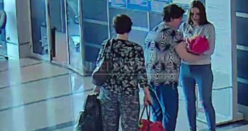 Graban a madre rusa mientras vende a su bebé por 900 pesos