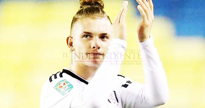 Harvey Elliott, de hacer examen escolar a debutar con Fulham el mismo día