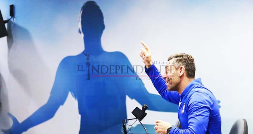 Estoy aquí para hacer respetar al Cruz Azul: Caixinha