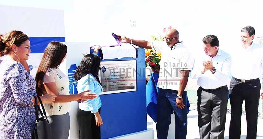 Alto honor que compromete a seguir trabajando: Julio Prado