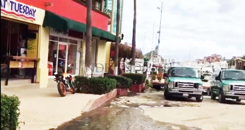 Corresponde a OOMSAPAS desazolve de aguas negras en zona turística de CSL