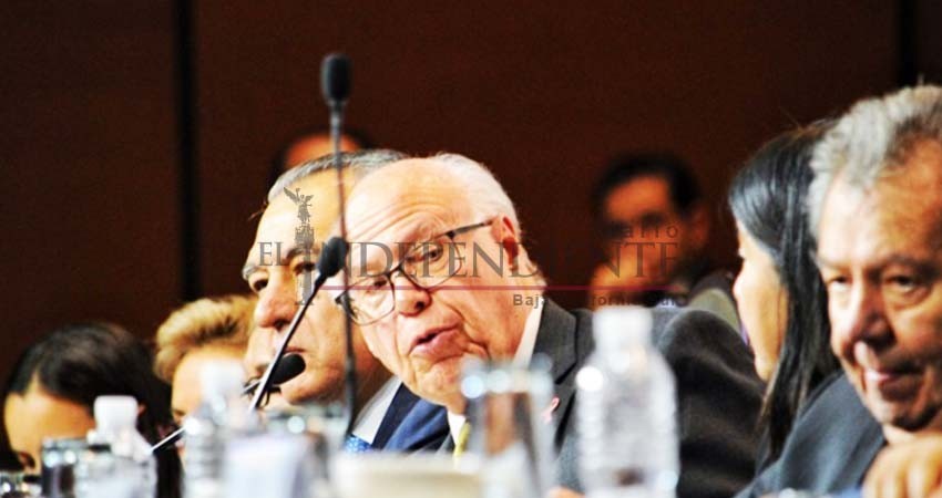 Secretaría de Salud ha denunciado desvíos por mil 150 mdp: Narro