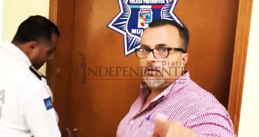 Ex subdirector de Catastro agrede a periodista en Guerrero Negro