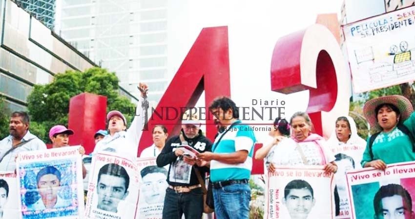 Ofrecen recompensa de 10 mdp por homicida de los 43 de Ayotzinapa