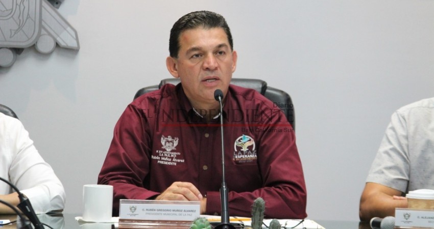 “Poco serio” Armando Martínez por estar tranquilo con “inmoral” endeudamiento: Rubén Muñoz