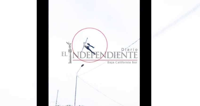 ¡Hombre cae del cielo! Habría sido arrojado de avioneta