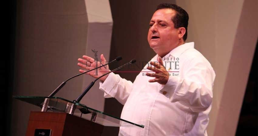 Reitera Gobernador postura contra minería tóxica en 3er informe