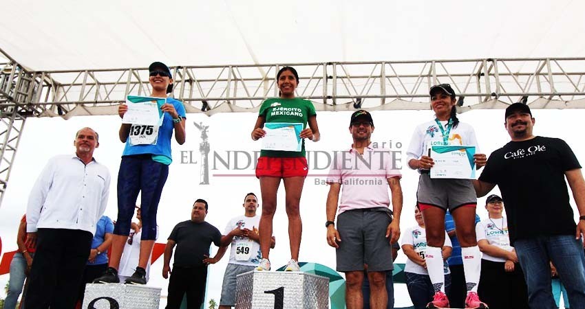 La Sudcaliforniana Sandra López domina el medio maratón de Loreto