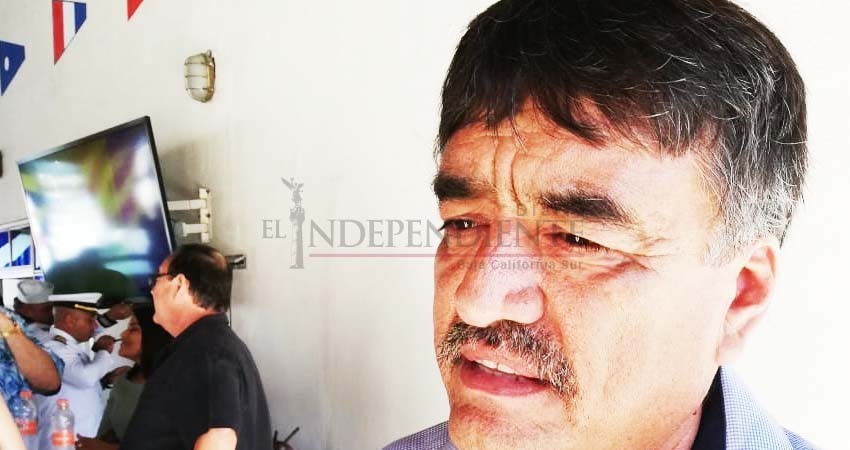 Vuelve el tiradero de agua frente a tienda Soriana; “Eso no puede ser”: Delegado de CSL