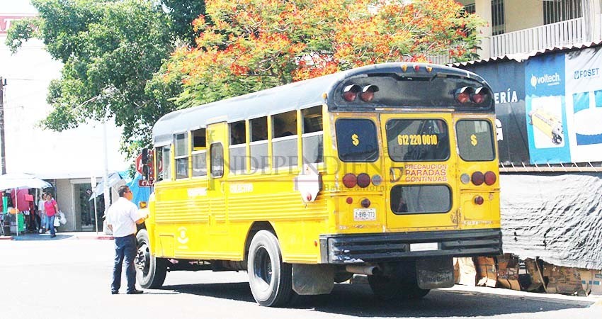 Discuten Iniciativa de Movilidad concesionarios, empresarios y sociedad civil de La Paz