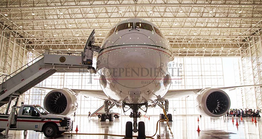 Iniciaron trámites para venta de avión presidencial; hoy llega a California