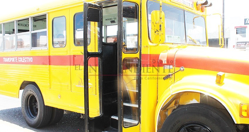 Alto costo, retraso y mal estado de unidades, principales problemáticas del transporte en La Paz