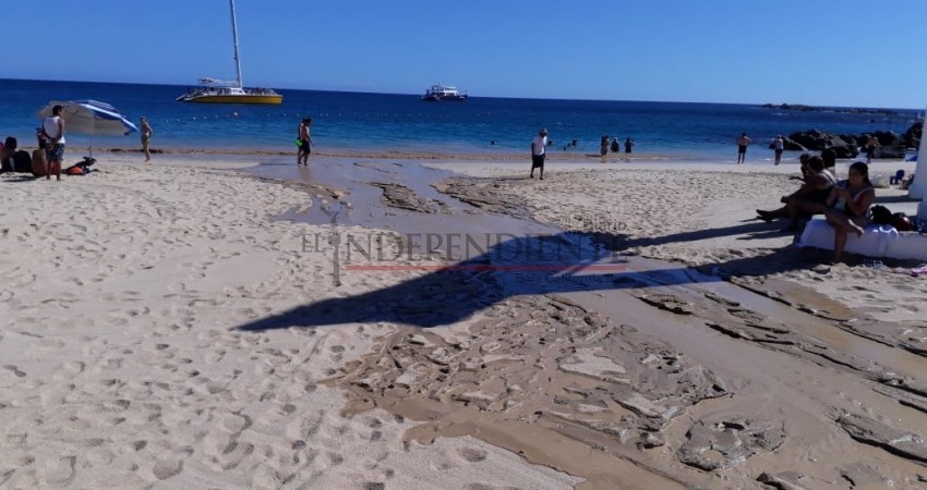 Atiende Zofemat reporte de derrame de agua en playa El Chileno de CSL