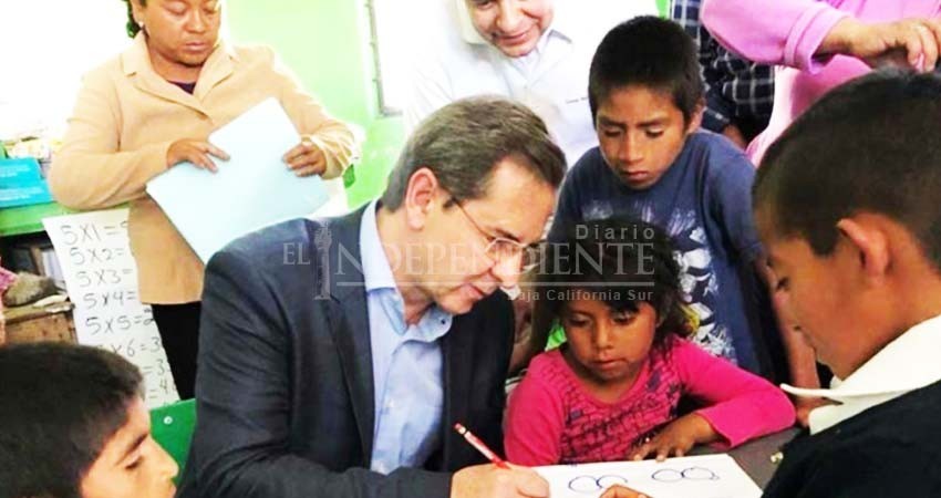 Evaluación docente seguirá... pero sin sanciones: Moctezuma