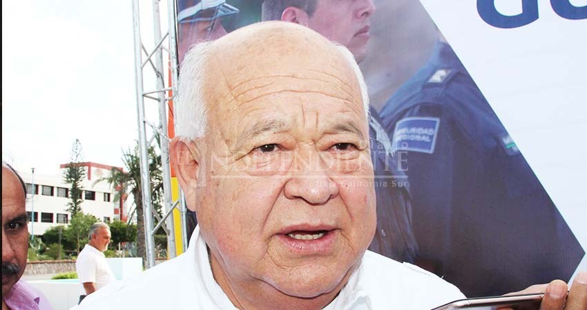 Que no entre UBER en BCS: Castro Cosío