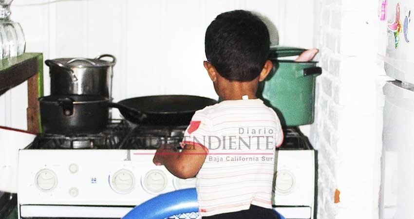 Menores de edad en BCS realizan quehaceres domésticos en condiciones no adecuadas