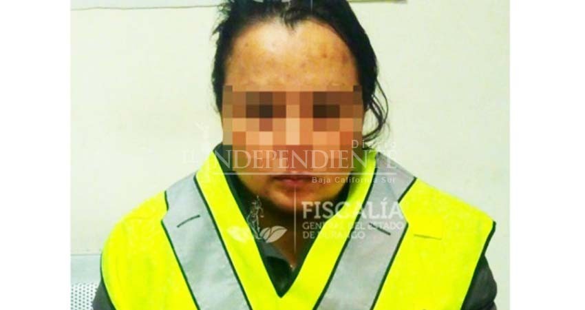 Detienen a madre que propinó brutal golpiza a su hijo con un cable