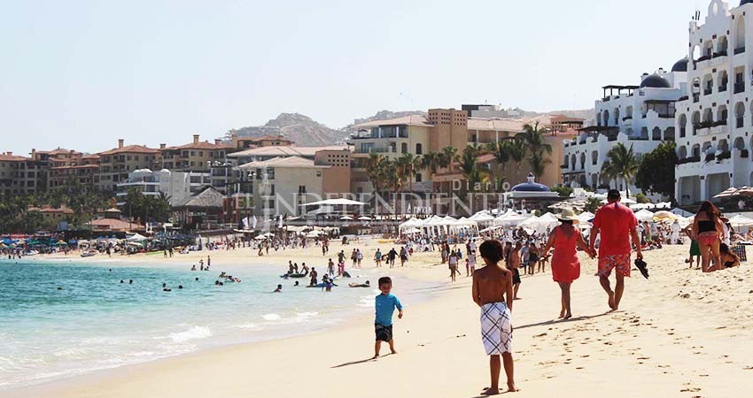 Con impuesto al turista BCS podría recaudar más de mil millones de pesos al año