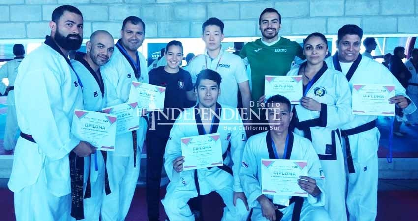 Entrenadores y jueces de TKD cumplen con capacitación