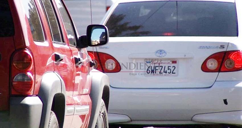 Sigue en aumento entrada de vehículos “chocolate” a Los Cabos