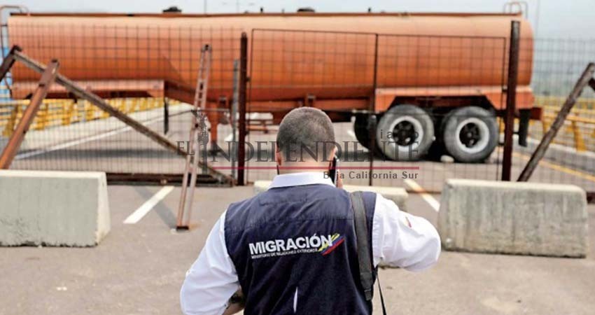 Maduro bloquea ingreso de comida a Venezuela