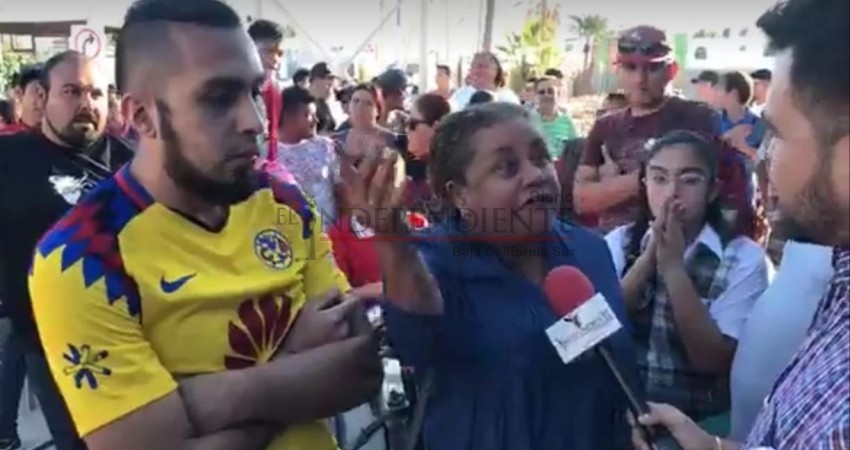 Molestos los ciudadanos por mecánica de entrega de boletos para el Chivas – América