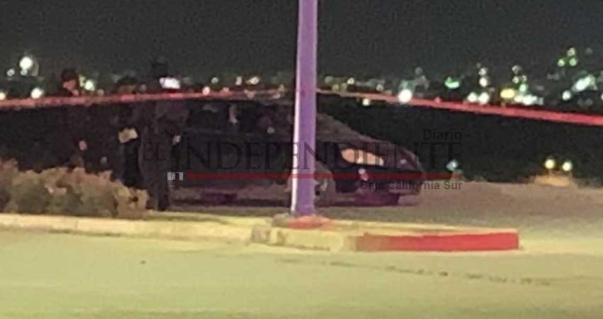 Balean y matan a ocupante de vehículo en la colonia Santa Rosa
