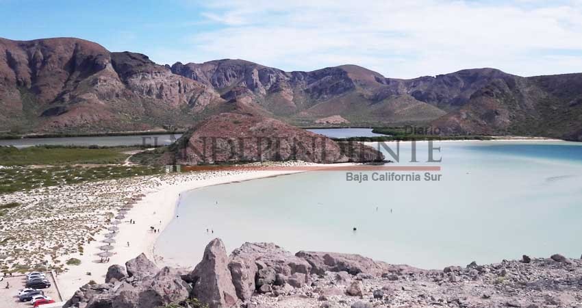 Vendedores  de playa Balandra desocuparán la zona de costa