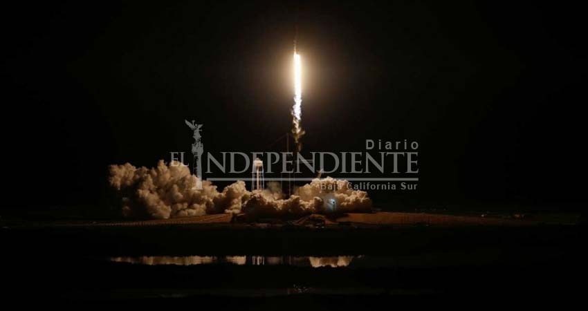 SpaceX lanza con éxito nueva cápsula para viajes tripulados