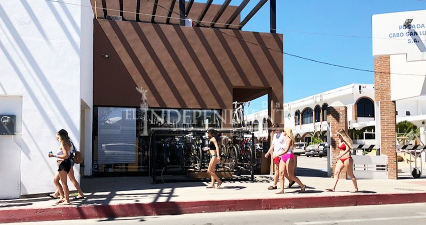 Derrama generada por el spring break beneficia a comerciantes