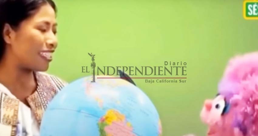 Si puedo imaginarlo puedo lograrlo: Yalitza en Plaza Sésamo