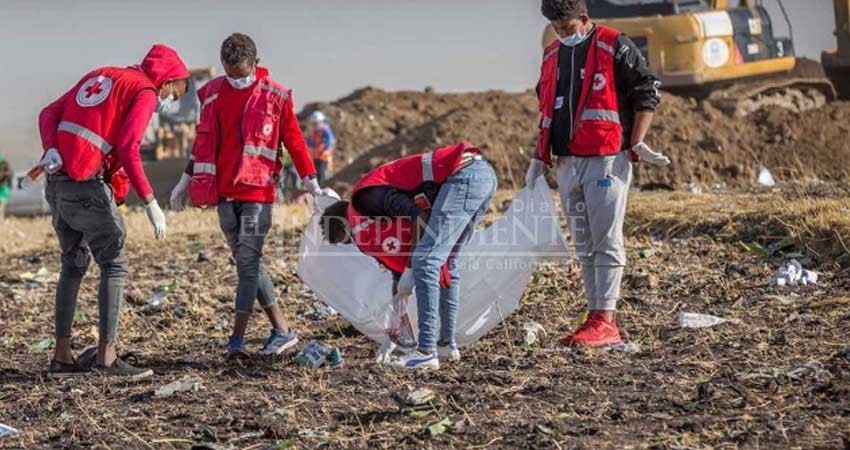 Recuperan caja negra de avión que se estrelló en Etiopía