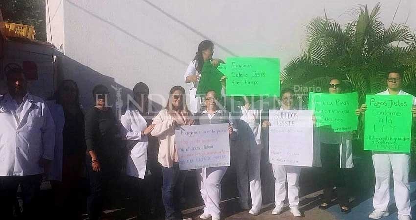 Por 5to día consecutivo se manifiestan suplentes del ISSSTE en BCS