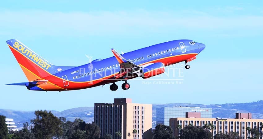 Buscan traer vuelos de EEUU a La Paz mediante inversión hotelera