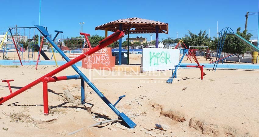 Destruido el parque público de la colonia Lomas del Sol