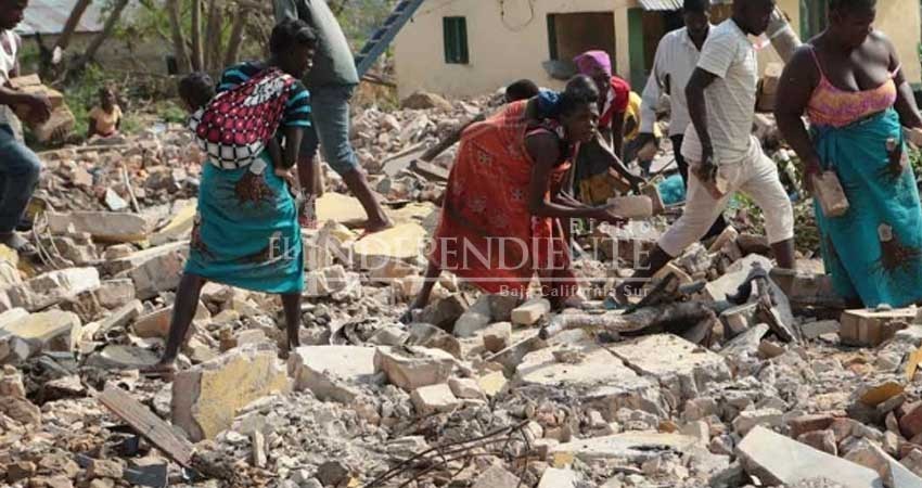 Suman más de 800 muertos en sureste de África por ciclón