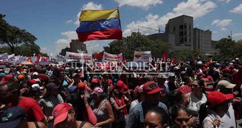 Maduro y Guaidó miden sus fuerzas con múltiples marchas