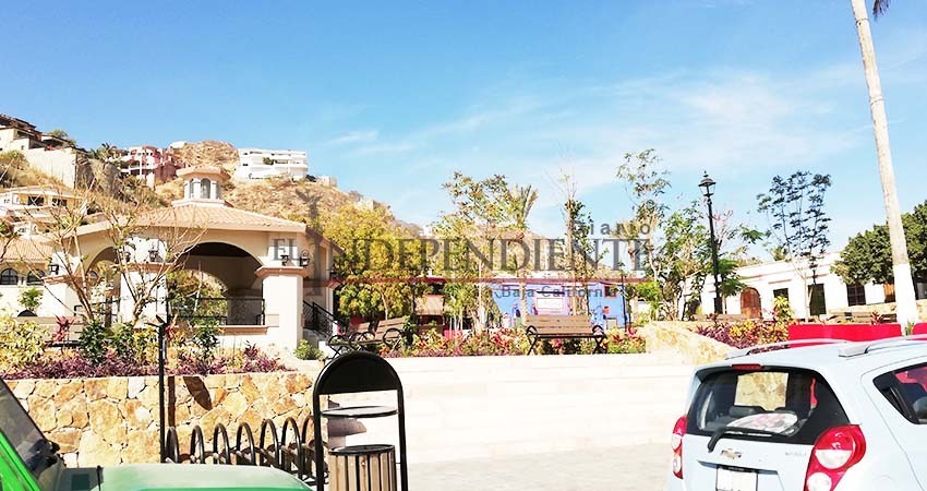 Funcionarios del Ayuntamiento de Los Cabos dejan plantados a empresarios de CSL