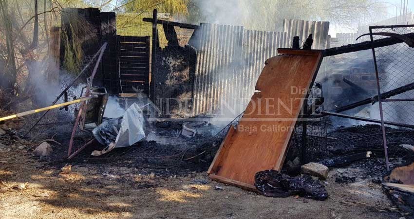Tres menores de edad fueron rescatados de un incendio