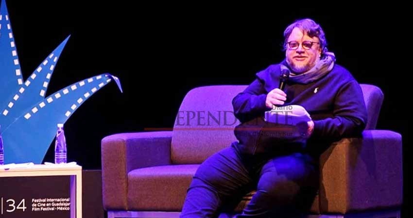 Guillermo del Toro charlará de cine con Alec Baldwin en NY
