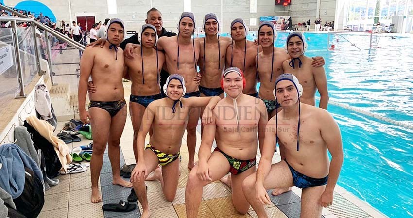 Marchan invictos equipos de waterpolo en el clasificatorio