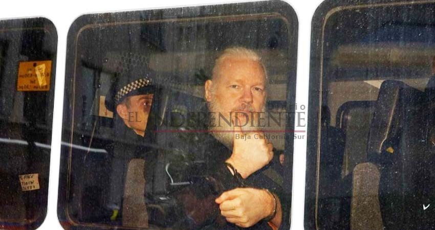 Piden priorizar extradición de Assange a Suecia