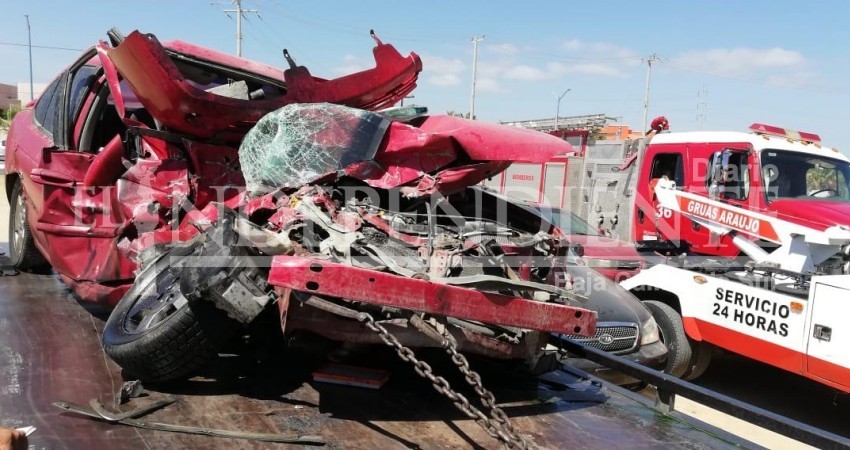Choca camión de bomberos CSL; Una persona lesionada