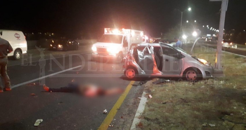 Fatal volcadura frente a playa Las Viudas en CSL