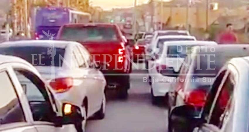 Los Cabos en medio de fuego cruzado entre Uber y Transportistas